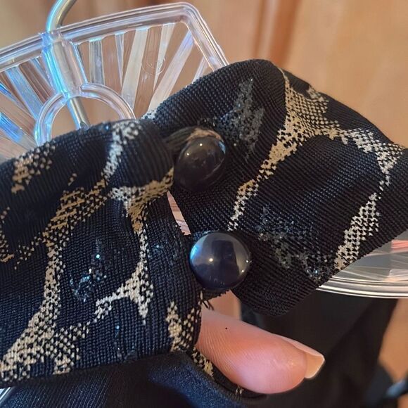 Joseph Ribkoff Two Piece Dressy Glittery Leopard Print Skirt and Top Size 14 - Picture 11 of 16